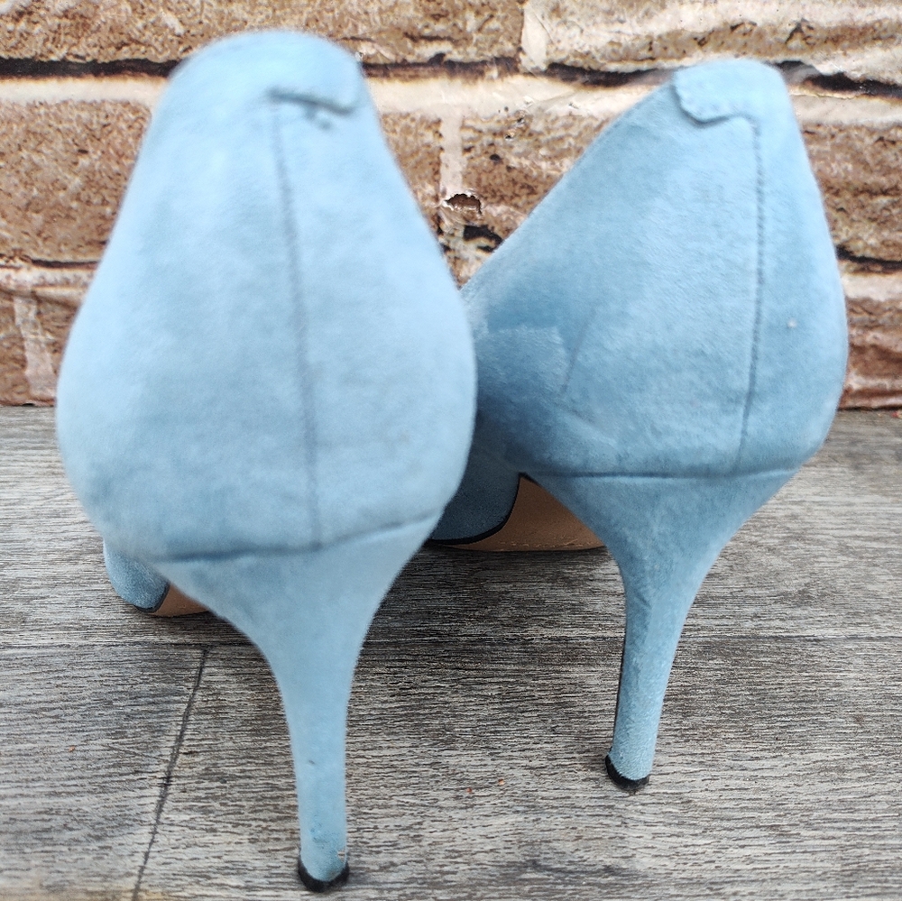 🦋Marc Fisher Light Blue Faux Suede Pumps🦋 Size 7M - Picture 4 of 7